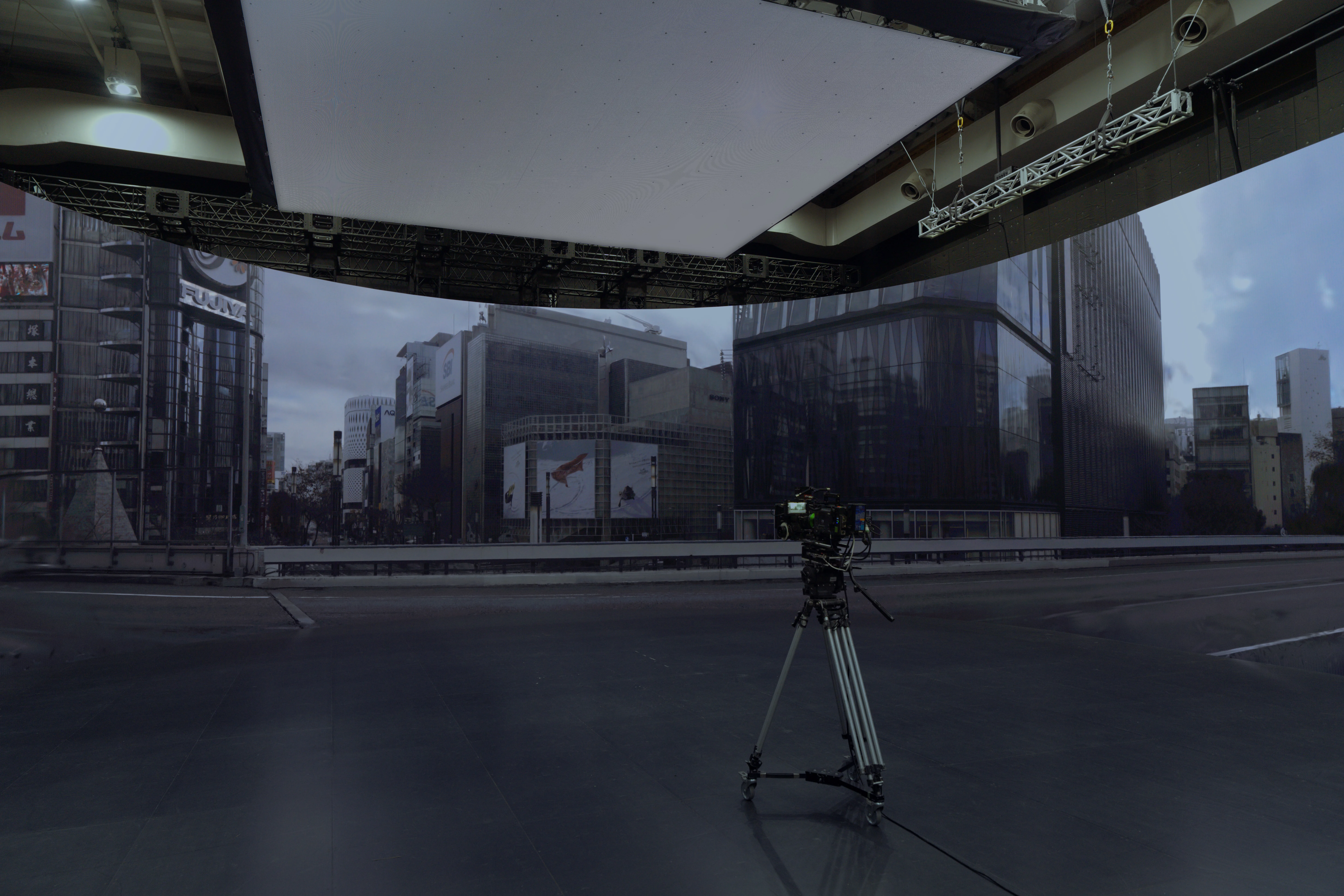 Sony XYN: High-quality projection onto an LED wall